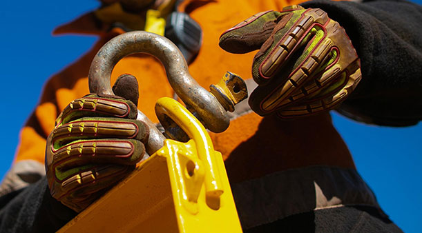 Какие рабочие перчатки вы носите?